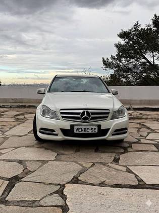 MERCEDES-BENZ C 180 1.8 CGI CLASSIC 16V TURBO GASOLINA 4P AUTOMÁTICO MERCEDES-BENZ C 180 1.8 CGI CLASSIC 16V TURBO GASOLINA 4P AUTOMÁTICO
